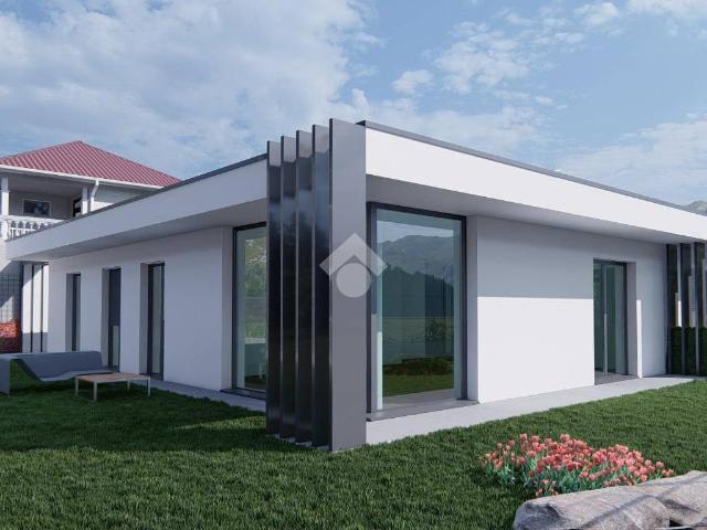 Villa Indipendente in vendita a Comunità Montana del Piambello, Arcisate