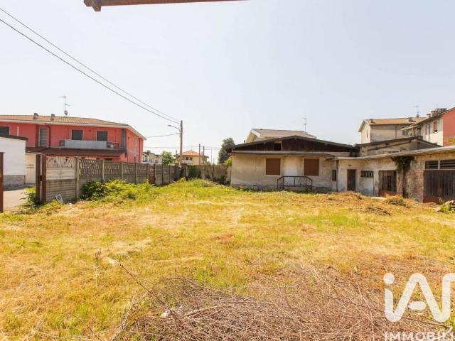 Villa Indipendente in vendita a Arconate, Lombardia