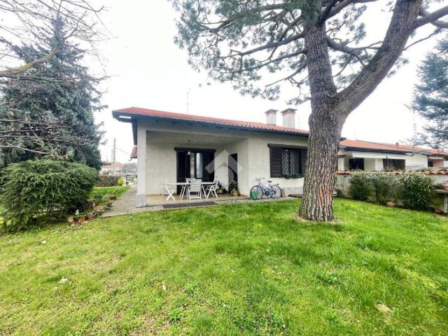 Villa Indipendente in vendita a Arconate, Lombardia