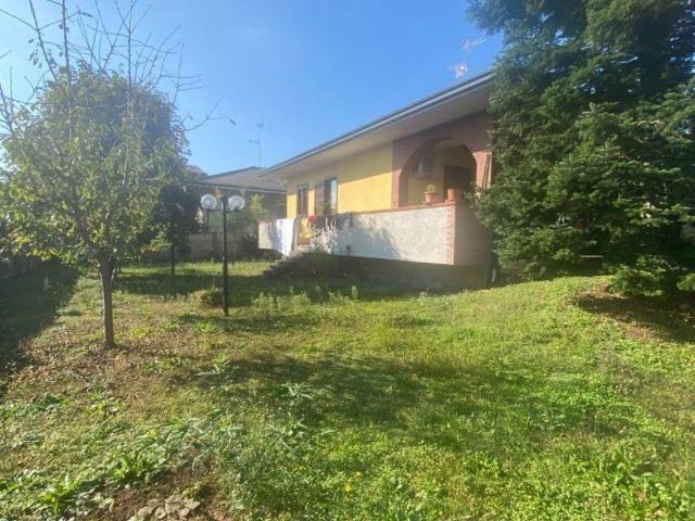 Villa Indipendente in vendita a Arconate, Lombardia