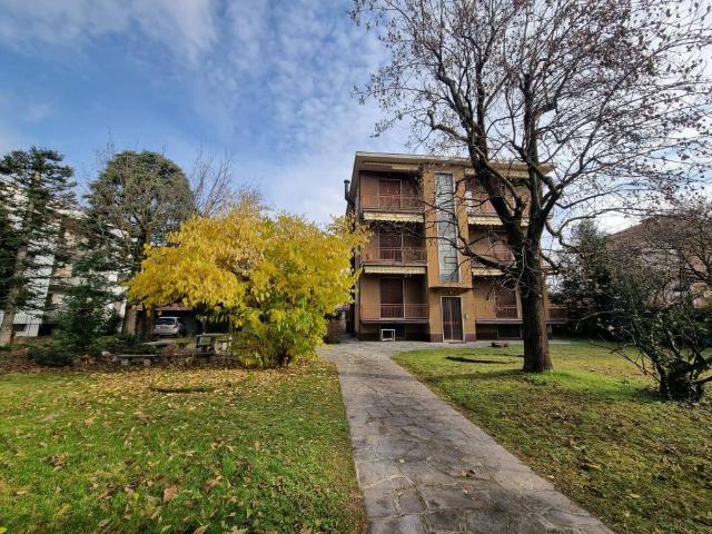 Villa Indipendente in vendita a Arconate, Lombardia