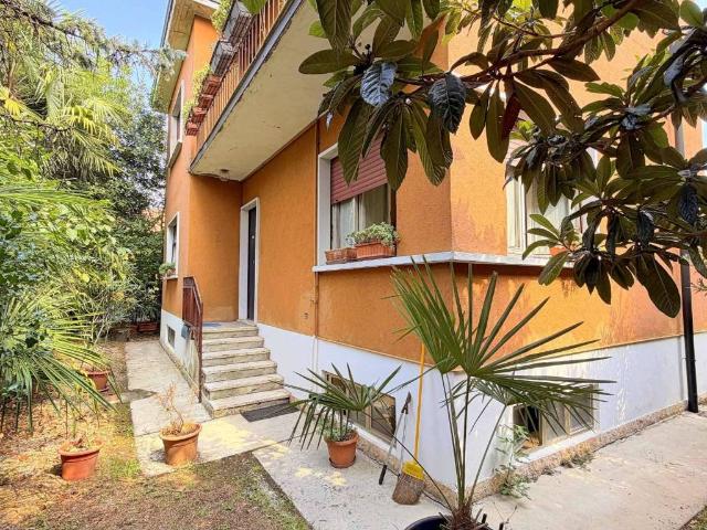 Villa Indipendente in vendita a Cascina del Bruno, Arcore