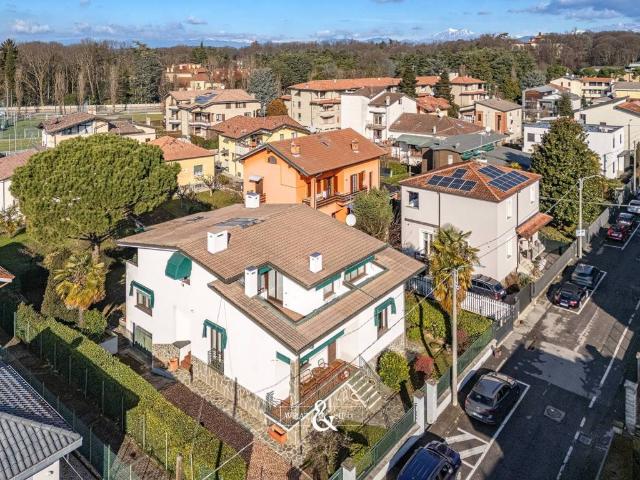 Villa Indipendente in vendita a Cascina del Bruno, Arcore