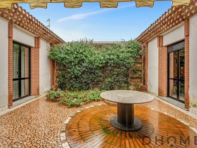Villa Indipendente in vendita a Arcore, Lombardia