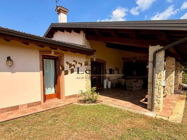 Villa Indipendente in vendita a Arcugnano, Veneto