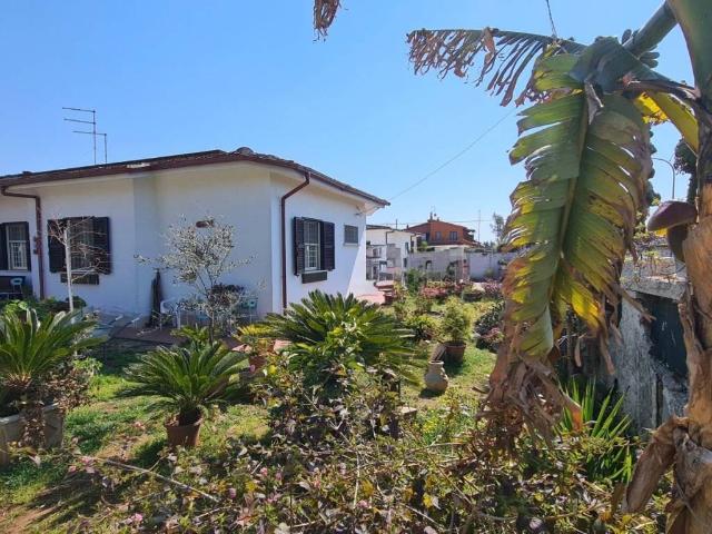 Villa Indipendente in vendita a Colle Romito, Ardea