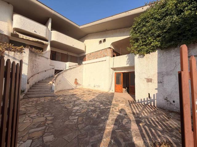 Villa Indipendente in vendita a Roma Capitale, Lazio