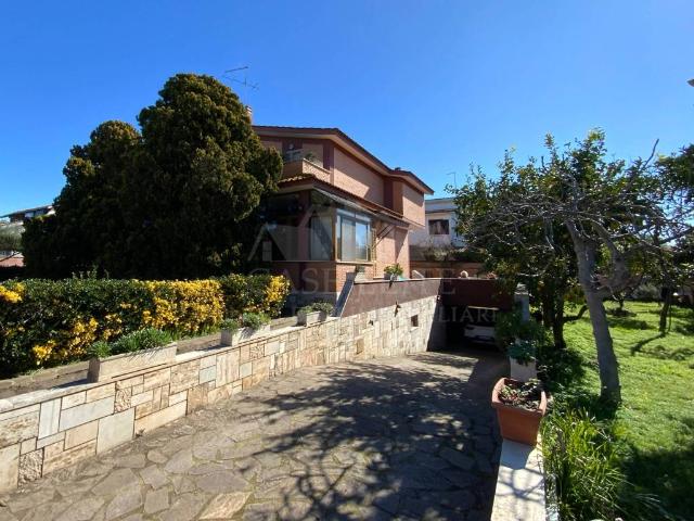 Villa Indipendente in vendita a Nuova Florida, Roma Capitale