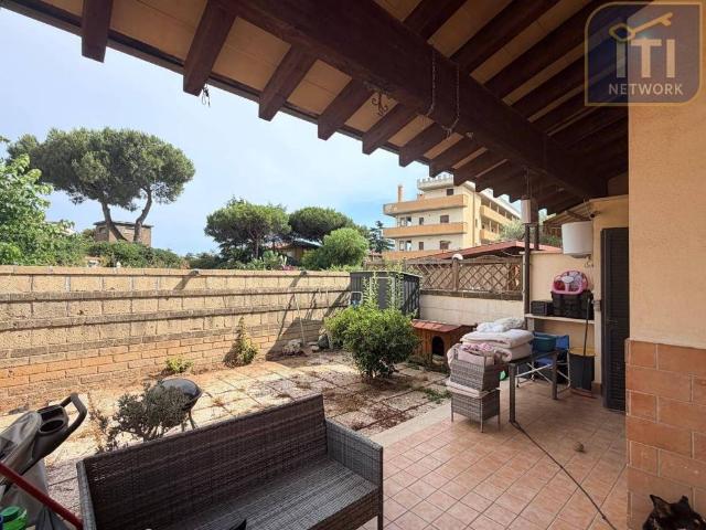 Villa Indipendente in vendita a Roma Capitale, Lazio
