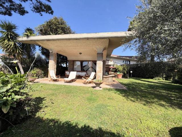 Villa Indipendente in vendita a Roma Capitale, Lazio