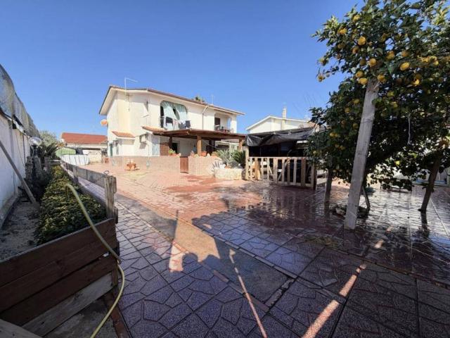 Villa Indipendente in vendita a Roma Capitale, Lazio