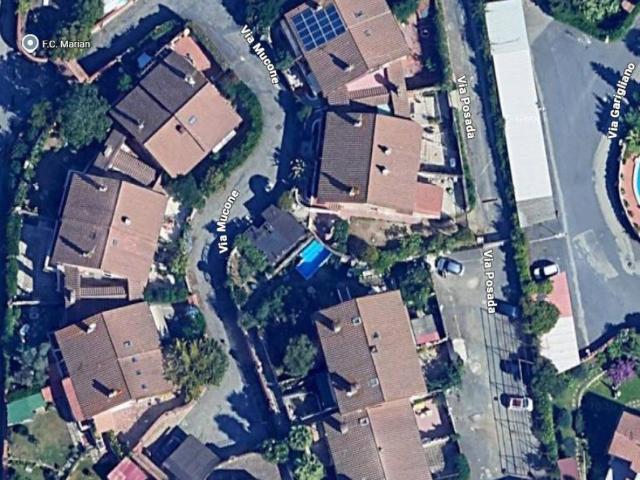Villa Indipendente in vendita a Marina di Tor San Lorenzo, Roma Capitale