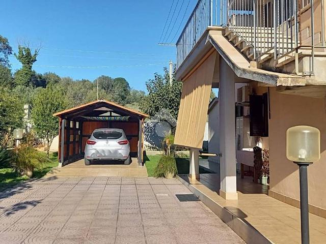 Villa Indipendente in vendita a Nuova Florida, Roma Capitale