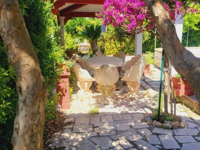 Villa Indipendente in vendita a Montagnano, Roma Capitale