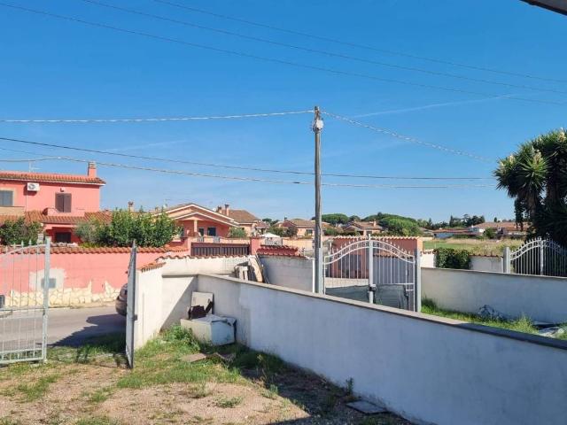 Villa Schiera in vendita a Nuova Florida, Roma Capitale