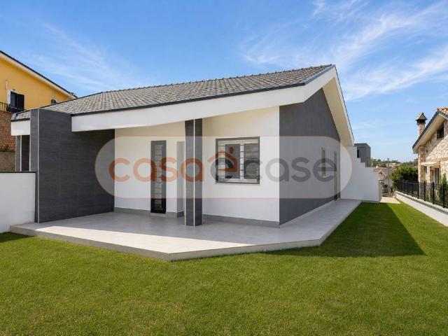 Villa Indipendente in vendita a Nuova Florida, Roma Capitale
