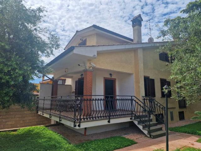 Villa Indipendente in vendita a Nuova Florida, Roma Capitale