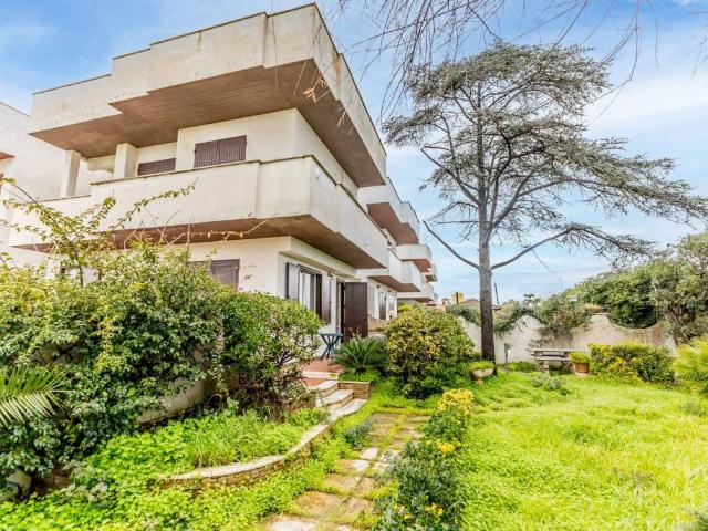Villa Indipendente in vendita a Roma Capitale, Lazio