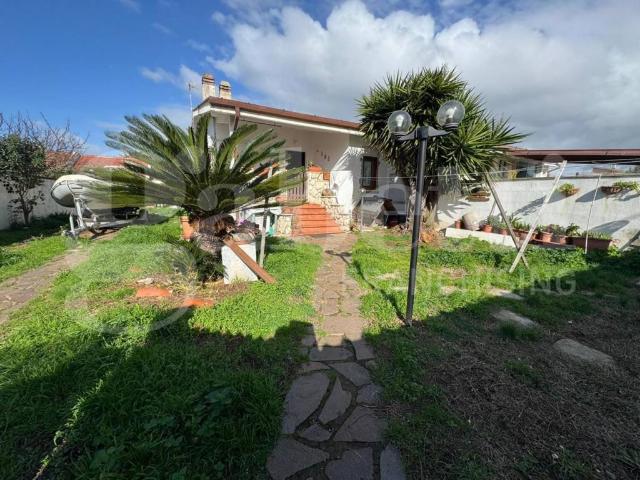 Villa Indipendente in vendita a Colle Romito, Roma Capitale