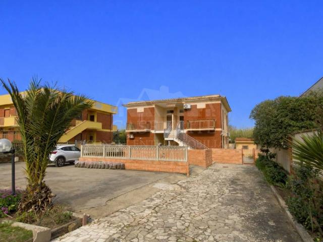 Villa Indipendente in vendita a Roma Capitale, Lazio