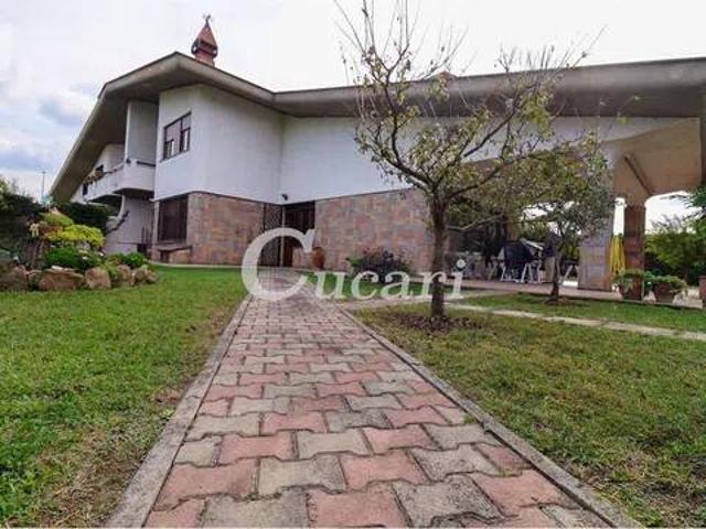 Villa Indipendente in vendita a Roma Capitale, Lazio
