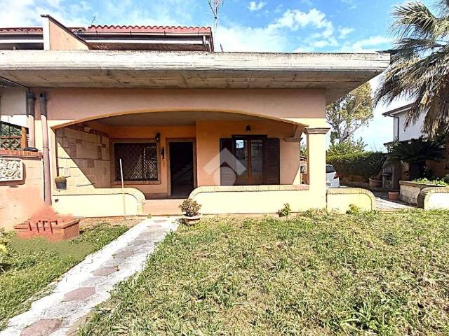 Villa Indipendente in vendita a Nuova Florida, Roma Capitale