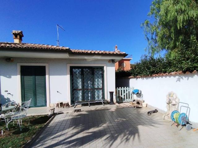 Villa Indipendente in vendita a Colle Romito, Roma Capitale