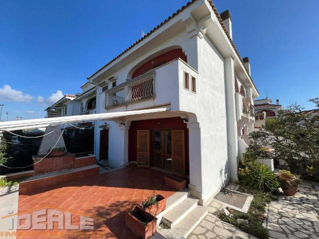 Villa Indipendente in vendita a Roma Capitale, Lazio