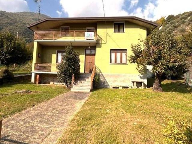 Villa Indipendente in vendita a Ardenno, Lombardia