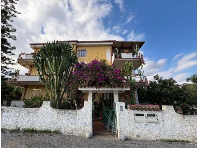 Villa Indipendente in vendita a Calabria, Reggio Calabria