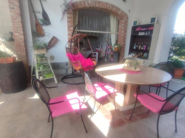 Villa Indipendente in vendita a Arena Po, Lombardia