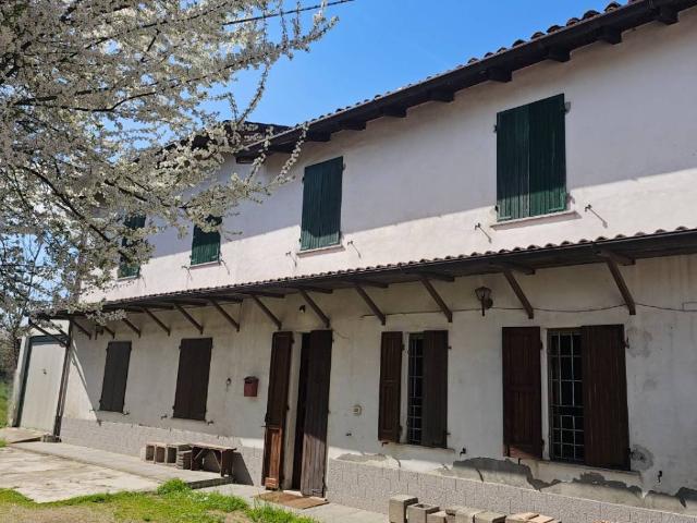 Villa Indipendente in vendita a Arena Po, Lombardia
