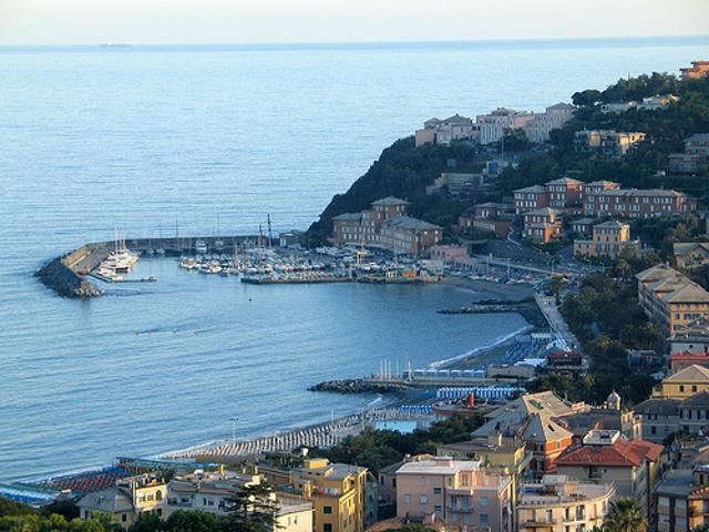 Villa Indipendente in vendita a Gazzo, Arenzano