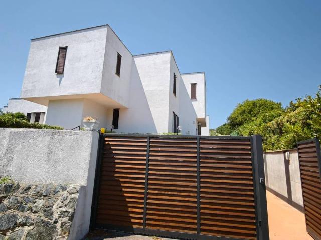Villa Indipendente in vendita a Borghetto, Arenzano