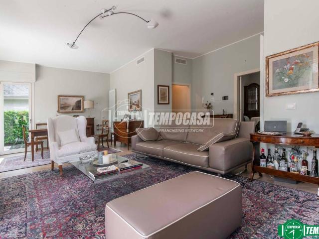Villa Indipendente in vendita a Cascina San Pietro, Arese