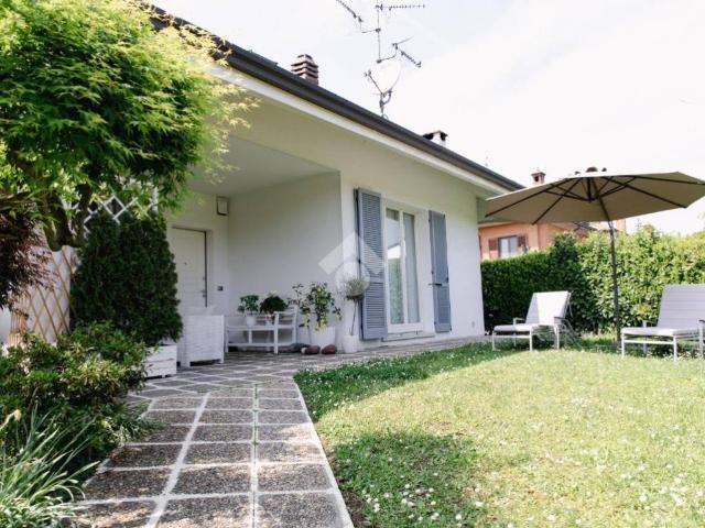 Villa Indipendente in vendita a Cascina San Pietro, Arese