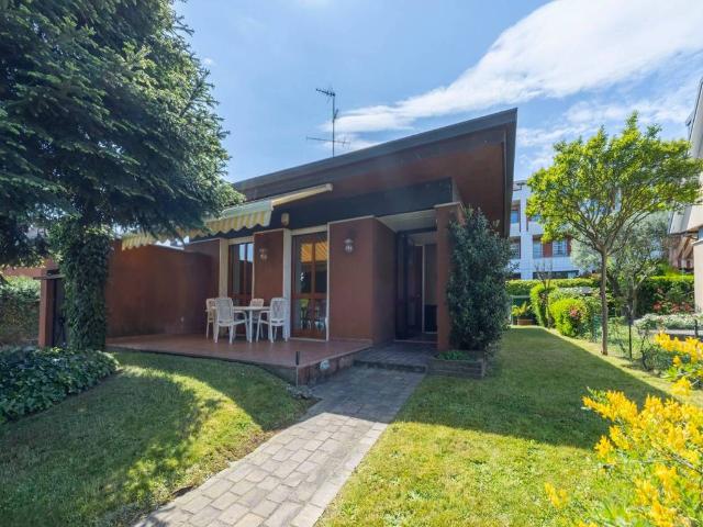 Villa Indipendente in vendita a Torretta, Arese