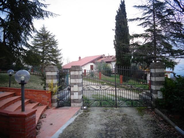 Villa Indipendente in vendita a Indicatore, Palazzo Del Pero