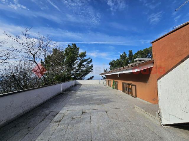 Villa Indipendente in vendita a Palazzo Del Pero, Toscana