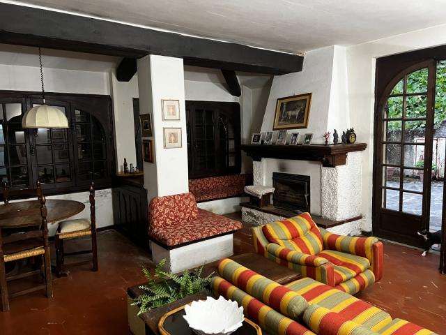 Villa Indipendente in vendita a Ripa dell'Olmo, Palazzo Del Pero