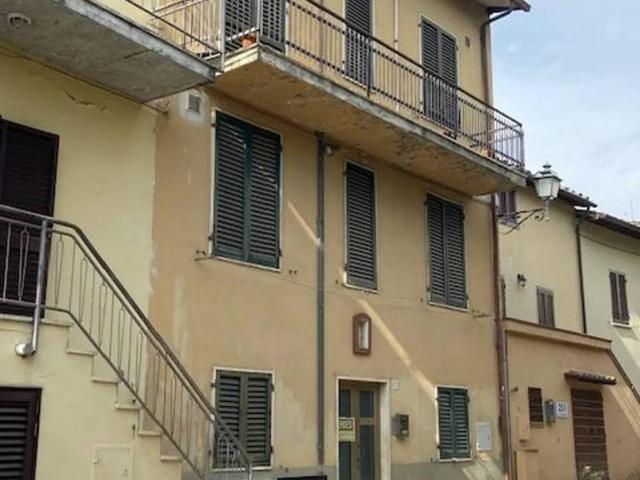 Villa Indipendente in vendita a Palazzo Del Pero, Toscana