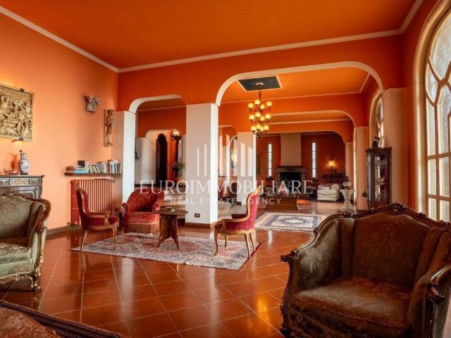 Villa Indipendente in vendita a Palazzo Del Pero, Toscana