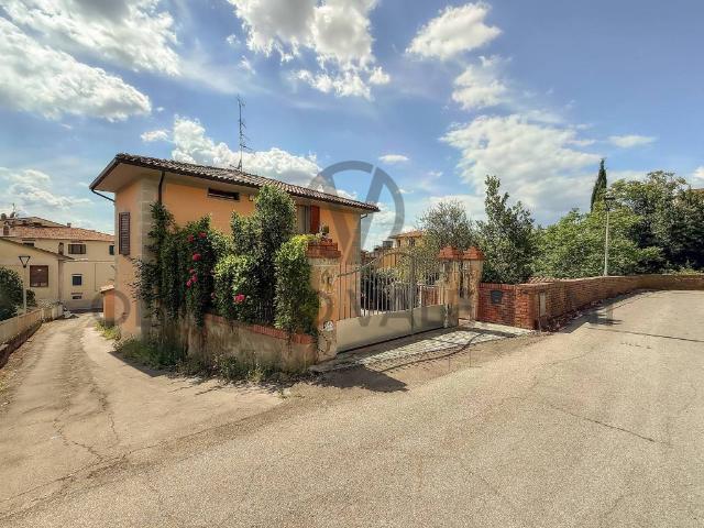 Villa Indipendente in vendita a Policiano, Arezzo