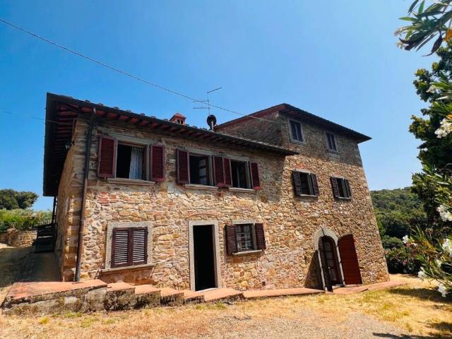 Villa Indipendente in vendita a Indicatore, Palazzo Del Pero