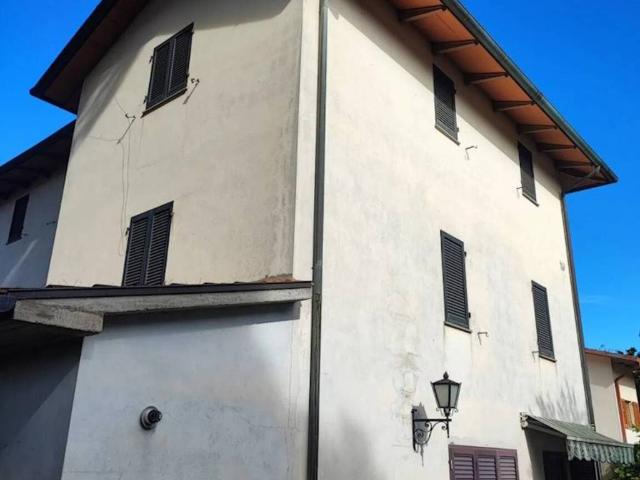 Villa Indipendente in vendita a Palazzo Del Pero, Toscana