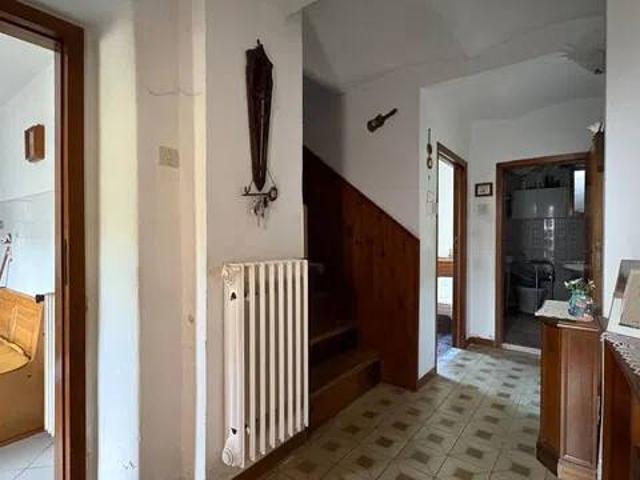 Villa Indipendente in vendita a La Pace, Palazzo Del Pero