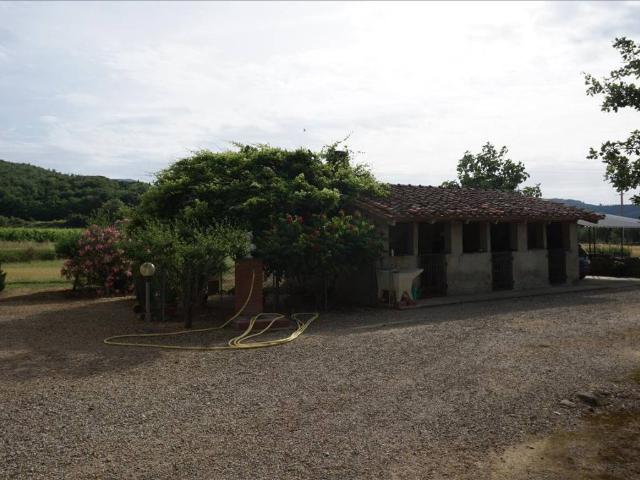 Villa Indipendente in vendita a Palazzo Del Pero, Toscana