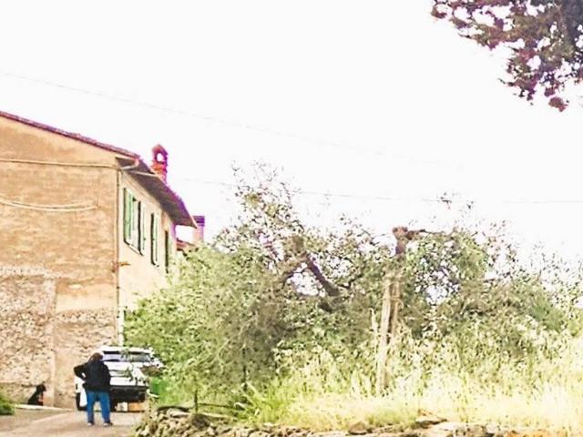 Villa Indipendente in vendita a Policiano, Palazzo Del Pero