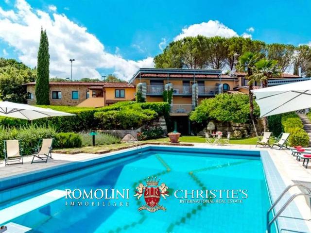 Villa Indipendente in vendita a Saione, Palazzo Del Pero