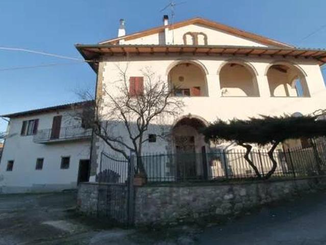 Villa Indipendente in vendita a Palazzo Del Pero, Toscana